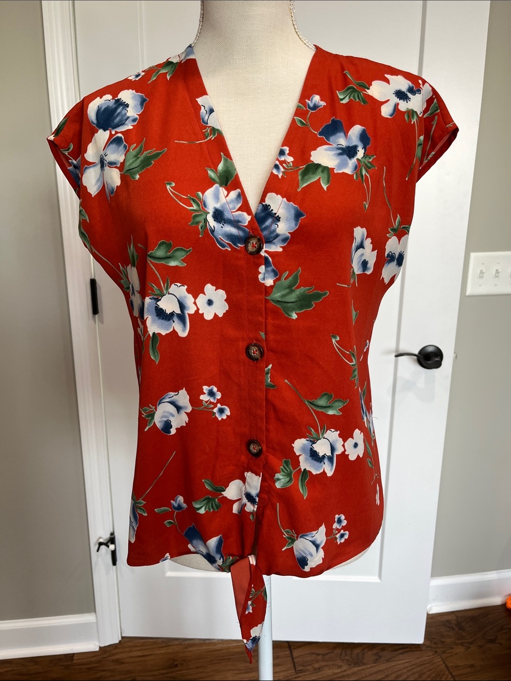 Sienna Sky Rust-Red Floral Button Tie Front Blouse